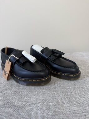 Dr. Martens Adrian YS black